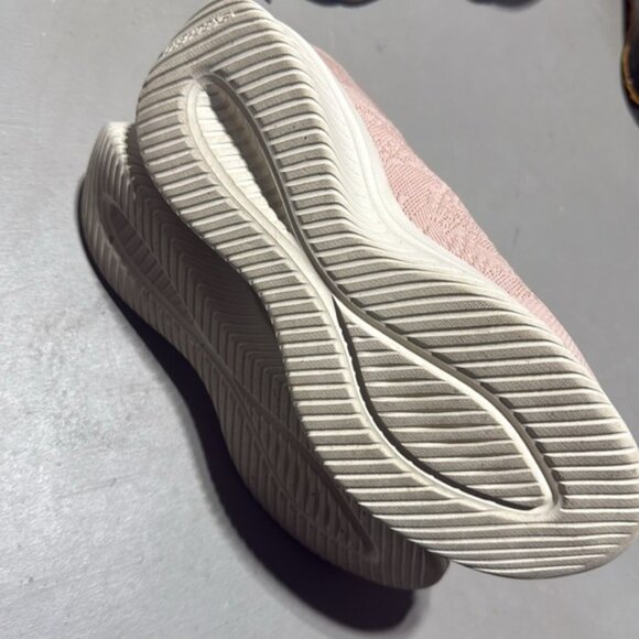 Skechers Women's Martha Stewart Ultra Flex Back on Track Hands Free Slip-ins - Picture 5 of 8